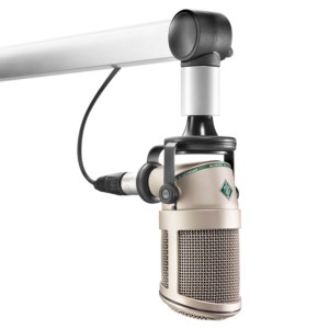 Broadcast/Podcast Microphone  BCM 705